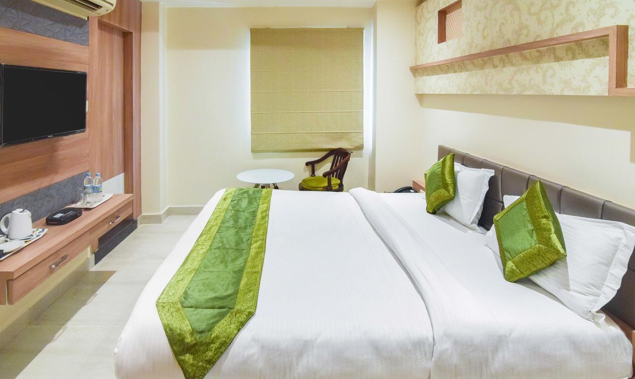 Hotel Saffron Varanasi Dış mekan fotoğraf